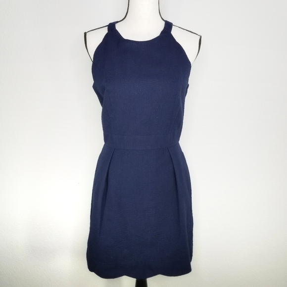 Lauren James Dresses & Skirts - Lauren James seersucker Scallop sleeveless dress